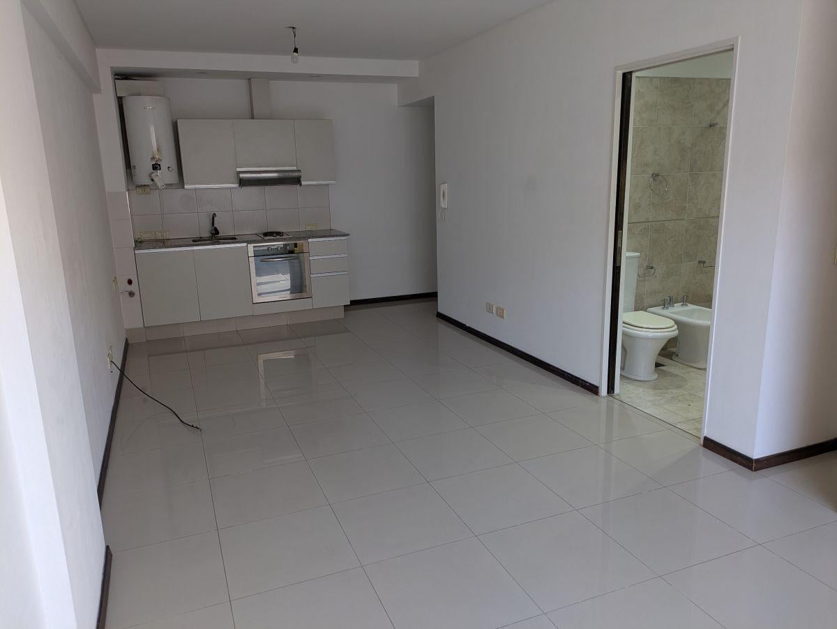 Foto de Hermoso monoambiente con balcón, imagen 5