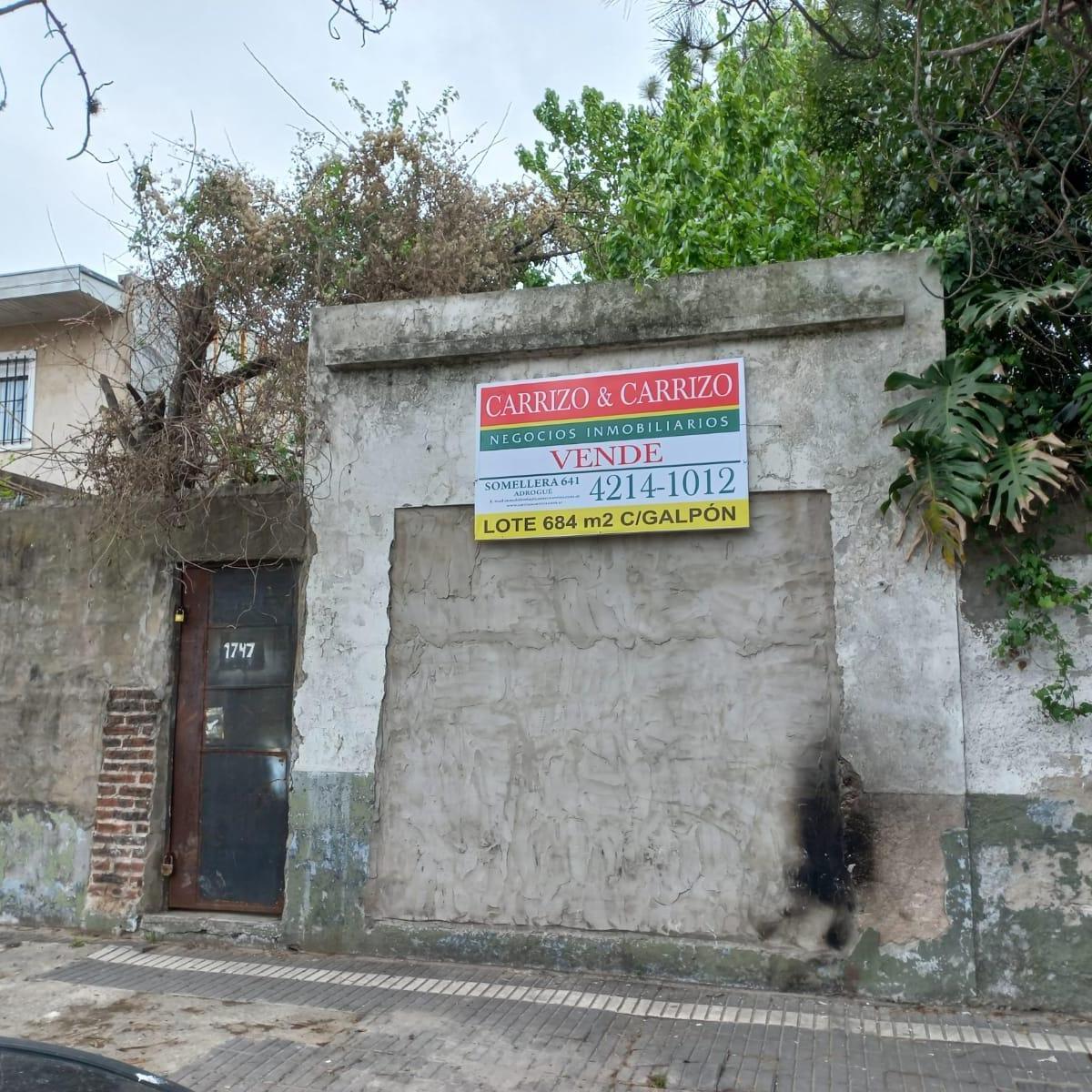 Galpon a Reciclar Sobre Lote de 16.45 m de Frente por 41 m de Fondo! 2