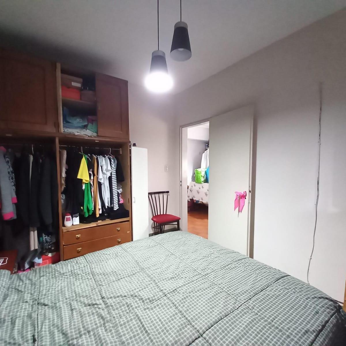 Casa Americana Sobre Lote de 8.66 por 30.40 m a m de Salta y Frias 3