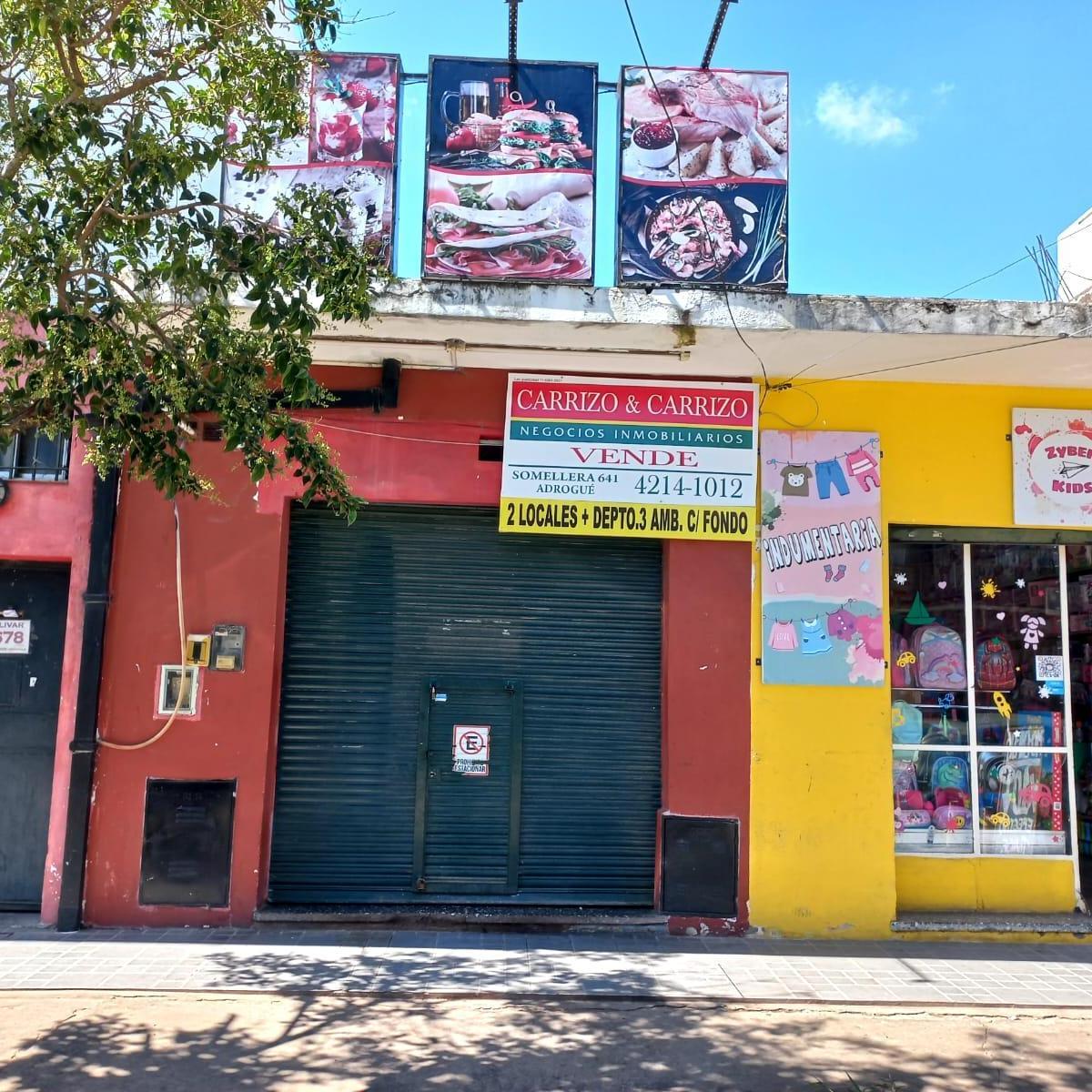 Excelente Propiedad Comercial, 2 Locales Mas Depto de 3 Amb y Fondo. 2