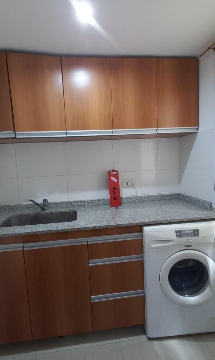 Foto de EXCELENTE DEPTO. MONOAMBIENTE 3ER PISO, CON BALCON Y CON COCHERA!!, imagen 3