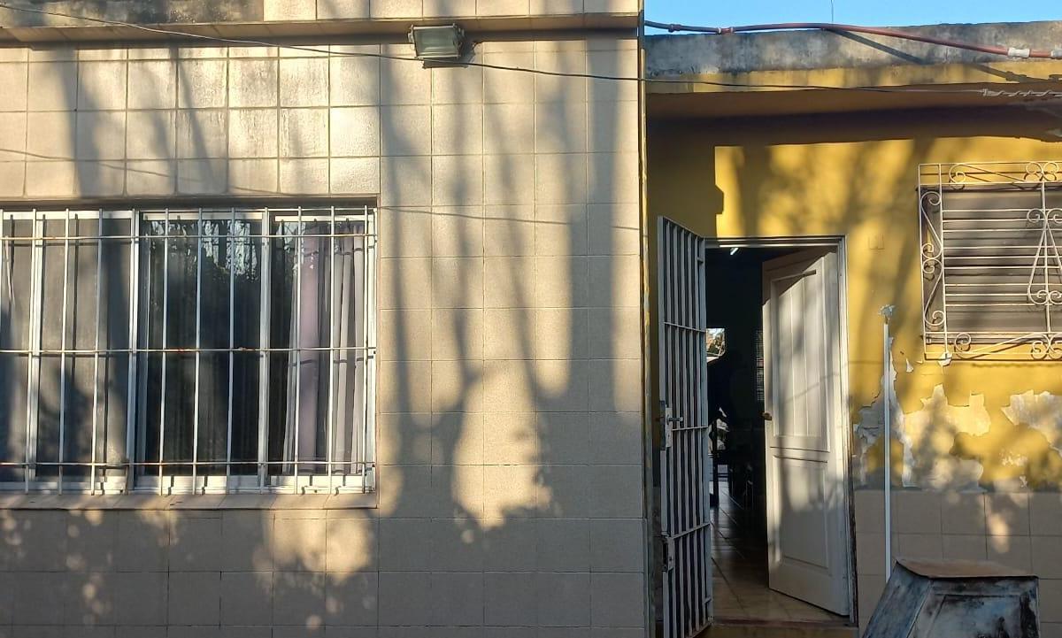 EXCELENTE CASA AMERICANA A 400MTS DE LA ESTACIÓN DE CLAYPOLE
