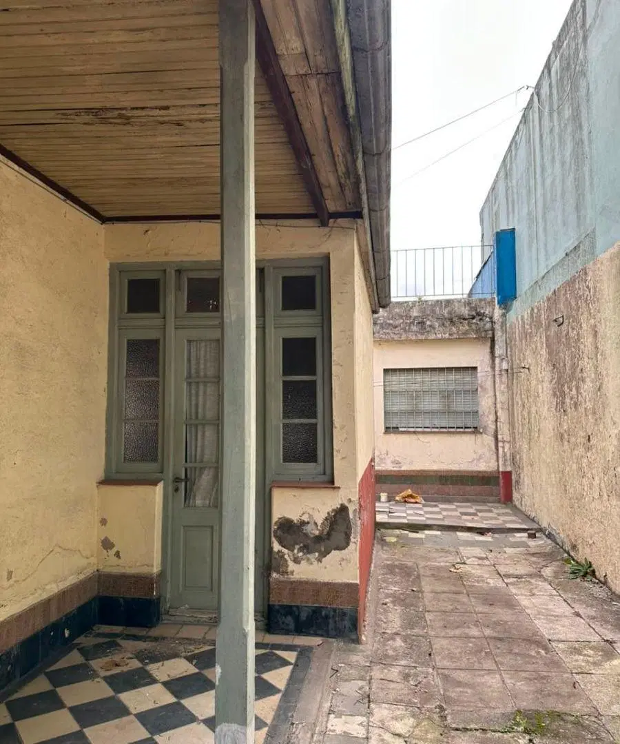 CASA Y DEPTO A RECICLAR A 250M DE AV. LURO IDEAL USO PROFESIONAL 8