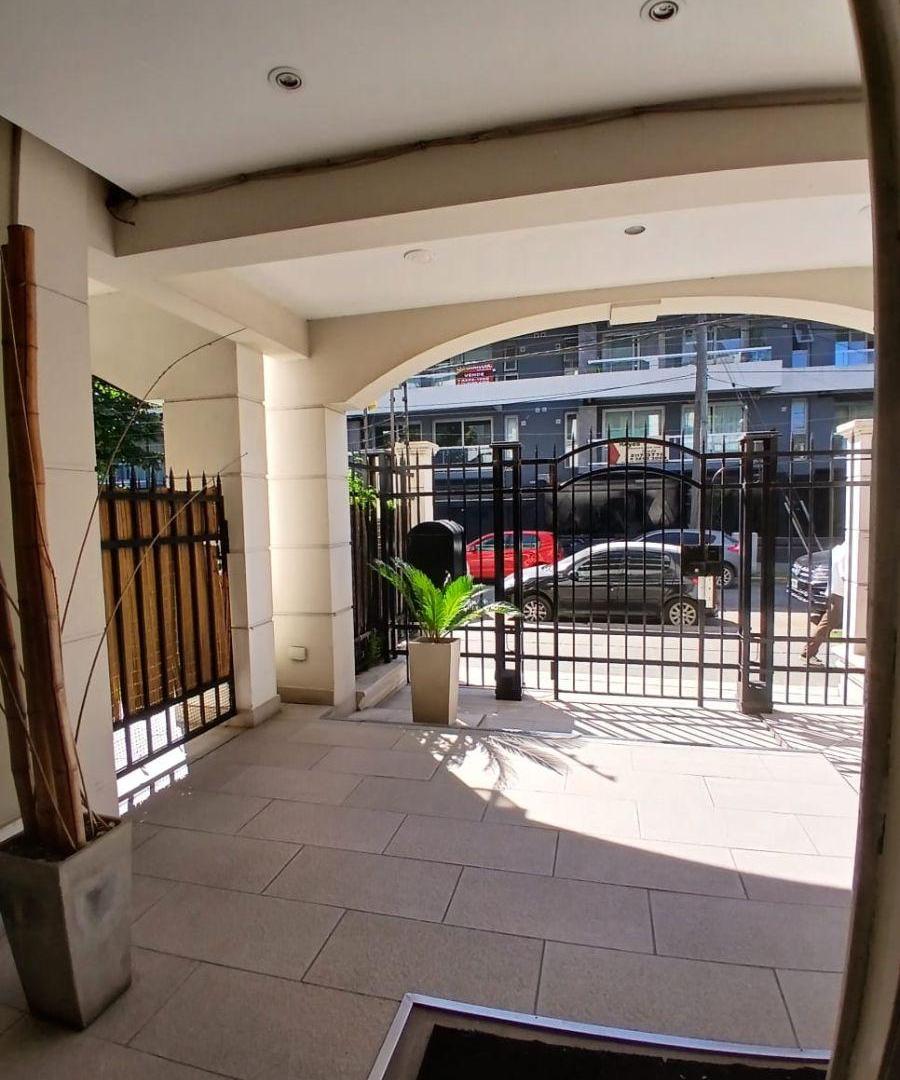 Foto de EXCELENTE 2 AMBIENTES CON AMPLIO BALCON, EN EDIFICIO FINER XX., imagen 1
