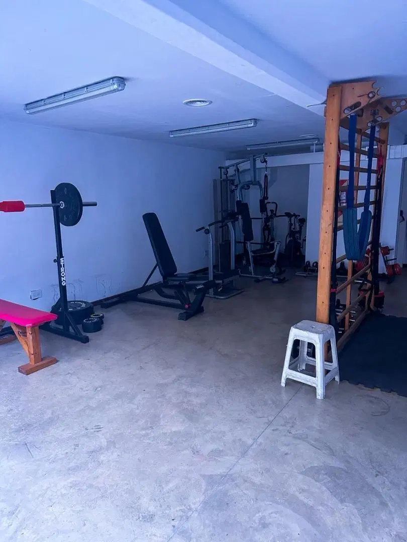 Edificio con piscina climatizada, loft fte merc pulgas 2