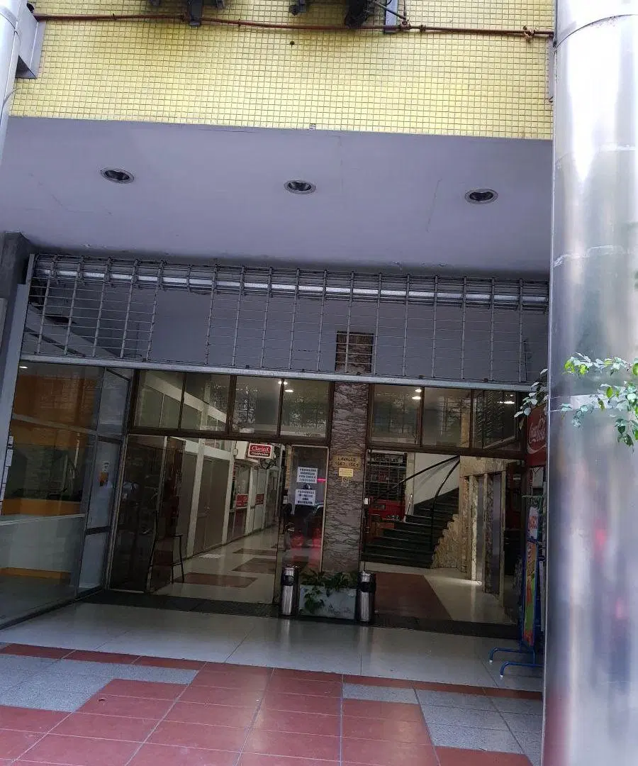 TRIBUNALES LAVALLE 1567 OFICINA CON 2 DESPACHOS 1