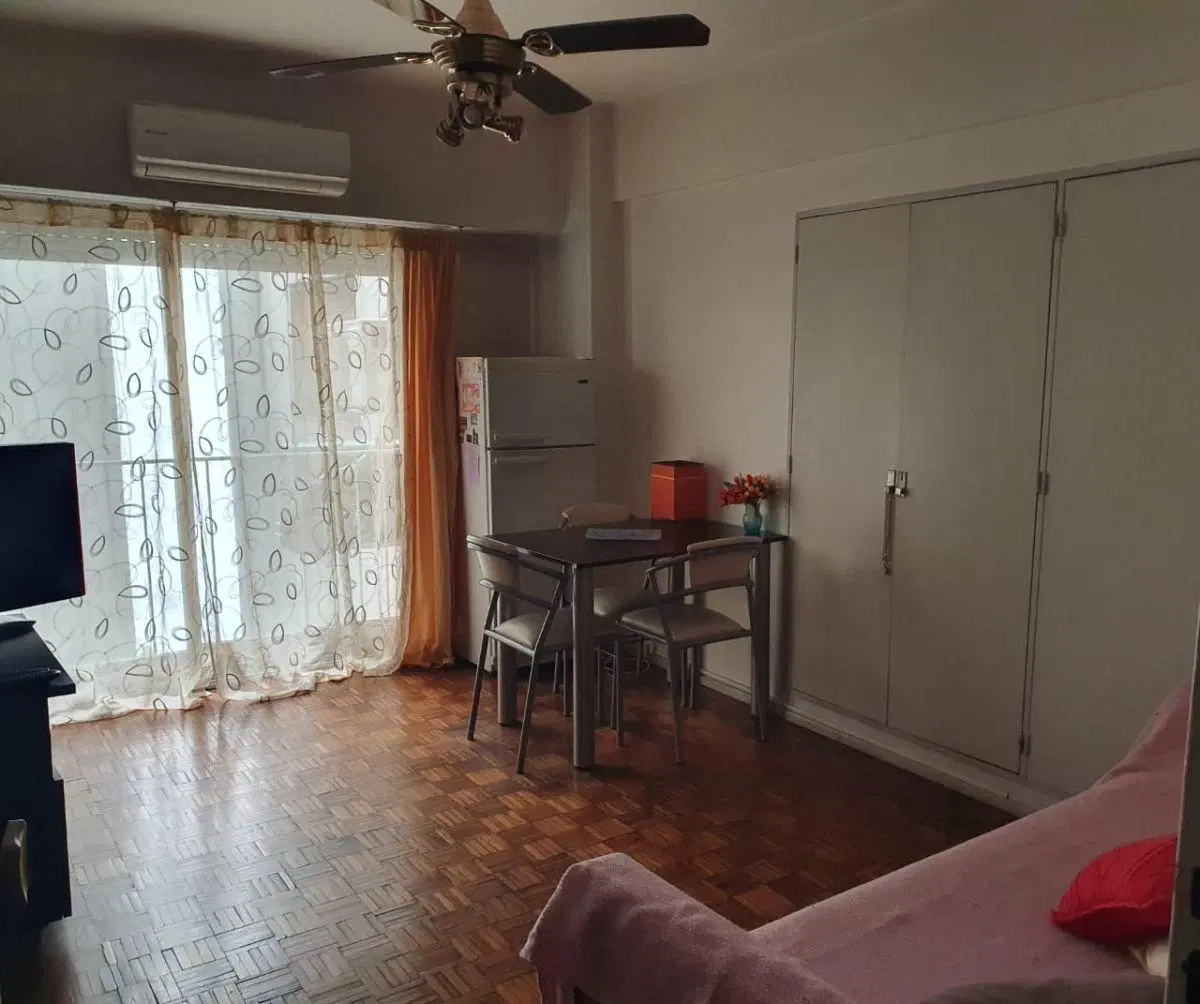 MONOAMBIENTE APTO PROFESIONAL LUMINOSO PISO 6 AL FRENTE BALCON FRANCES 4