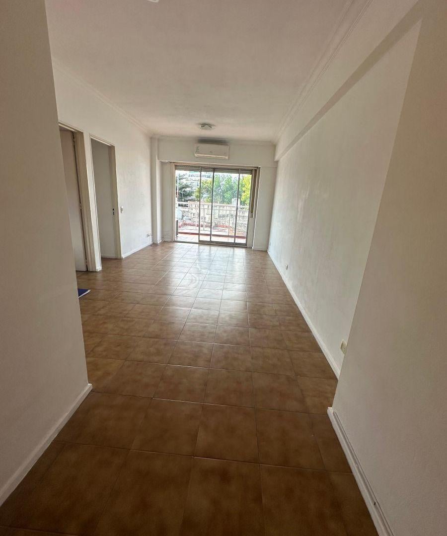 Foto de 2 Amb Cte, Bcon, Baño y Cocina Completa. Lavadero Indep., imagen 3