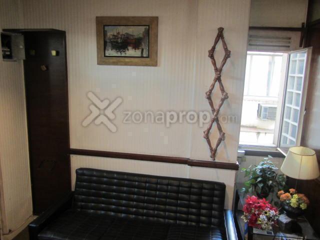 Foto de Oficina en Venta en Tribunales. Baño y cocina. Muy barata, imagen 5