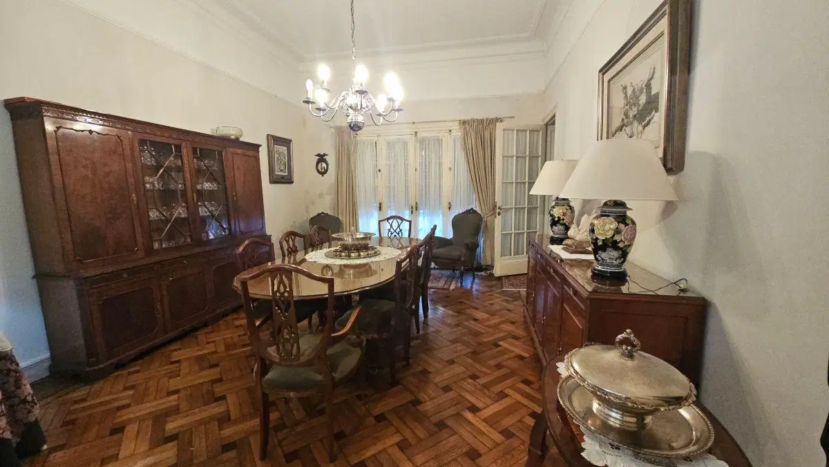 Casa-Petit Hotel en Palermo-Belgrano 351 m2 uso comercial. Av. Lacroze y Av L. M. Campos. Jardin 3
