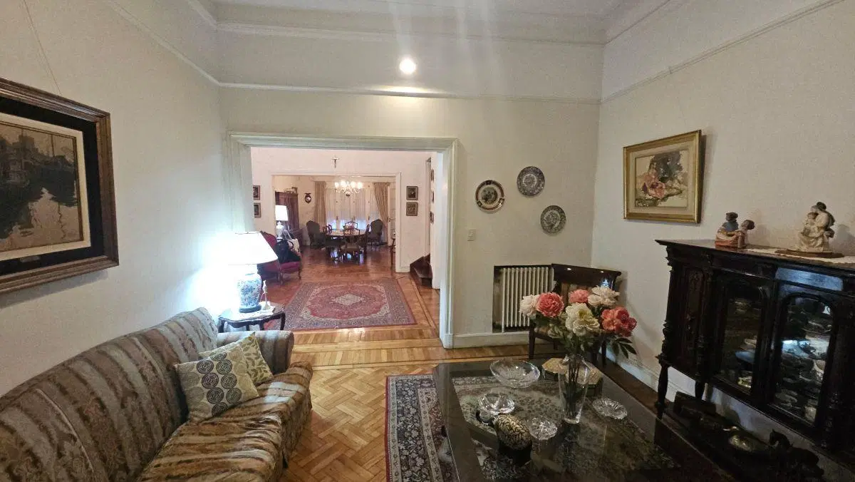 Casa-Petit Hotel en Palermo-Belgrano 351 m2 uso comercial. Av. Lacroze y Av L. M. Campos. Jardin 8