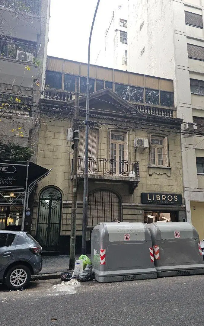 Casa-Petit Hotel en Palermo-Belgrano 351 m2 uso comercial. Av. Lacroze y Av L. M. Campos. Jardin 5