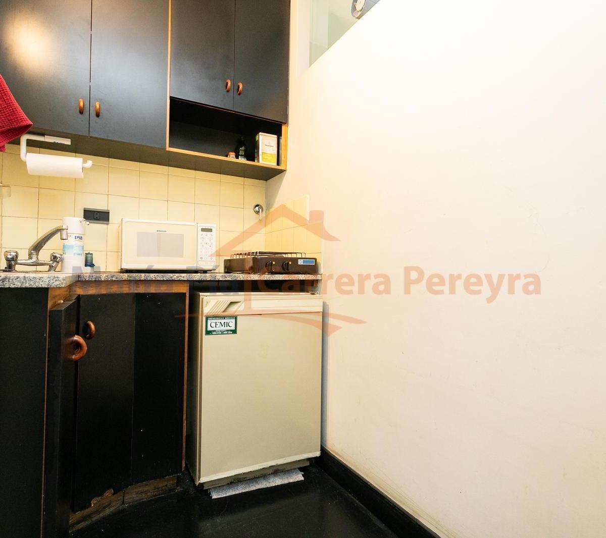 Venta Departamento U Oficina 4 Ambientes con Cochera y Seguridad Mitre 1221 3