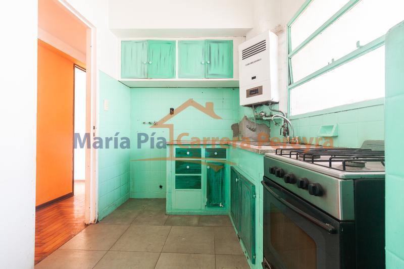 Excelente PH en V. Urquiza Sin Expensas de 2 Plantas Independientes de 6 Ambientes con Terraza 4