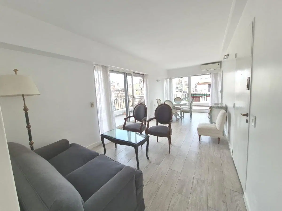 VENTA 79M2 ARENALES ESQUINA RIOBAMBA 2 AMBIENTES CON TERRAZA 2