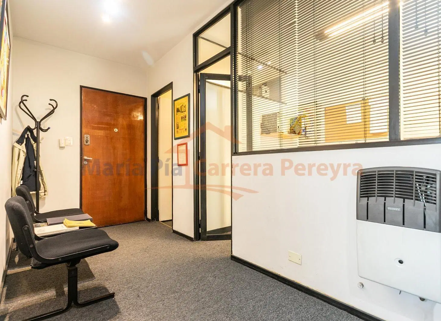 VENTA DEPARTAMENTO U OFICINA 4 AMBIENTES CON COCHERA Y SEGURIDAD MITRE 1221 2