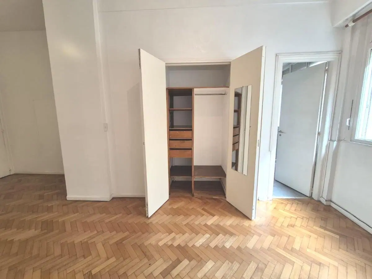 VENTA MONOAMBIENTE RODRIGUEZ PEÑA Y AV LIBERTADOR. RECOLETA 33M2 3