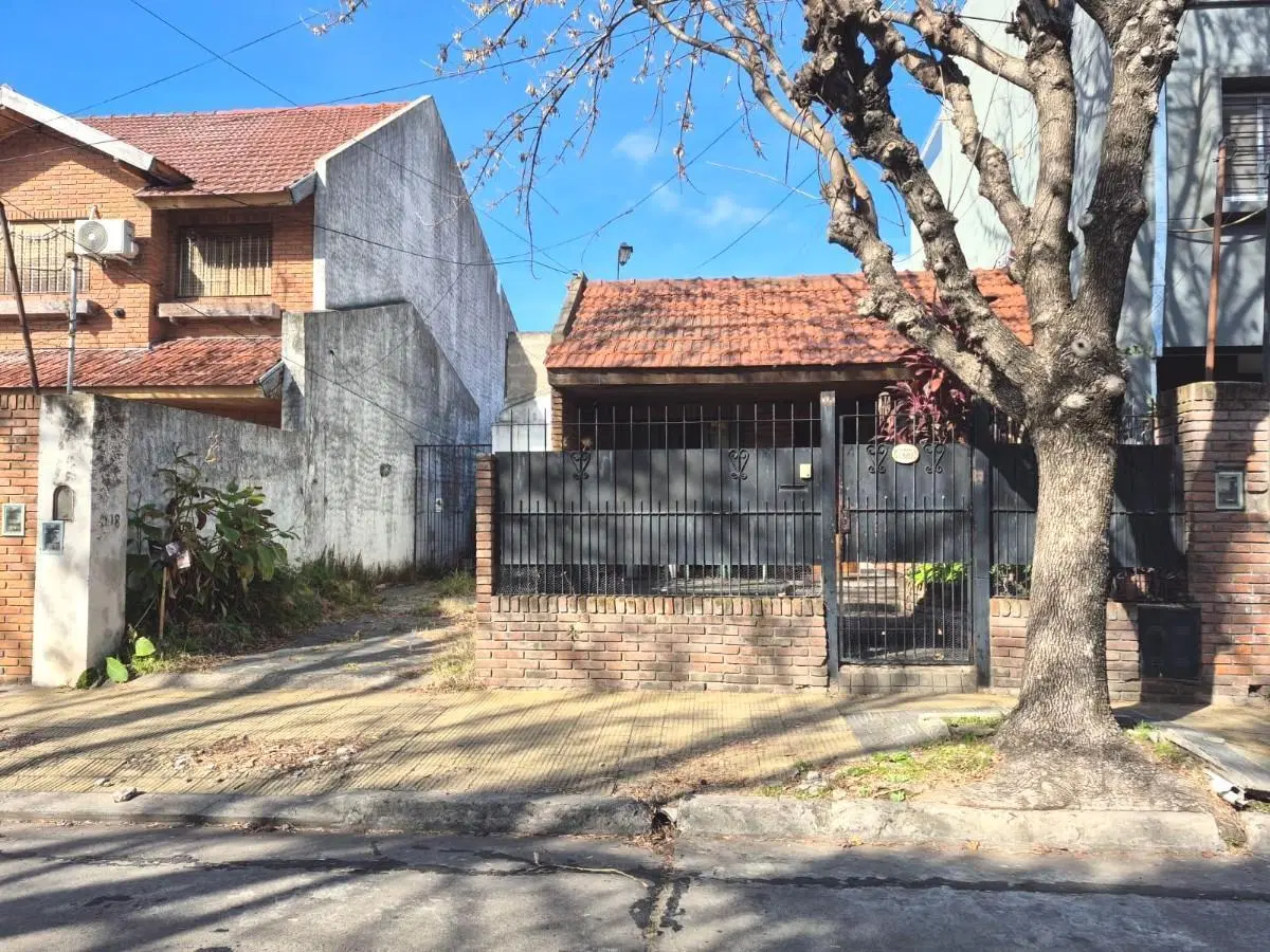 VENTA DE LOTE EN OLIVOS DE 284 M2 MARIANO MORENO 1880 ENTRE SARMIENTO Y QUINTANA 1