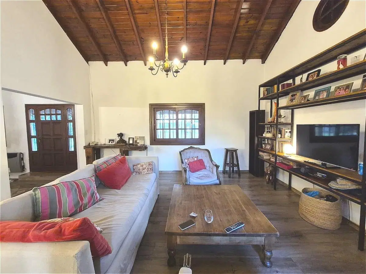Casa En Venta 4 dormitorios  pileta jardin cocheras  en San Fermin 2.100 Del Viso Pilar, El Rocio 3