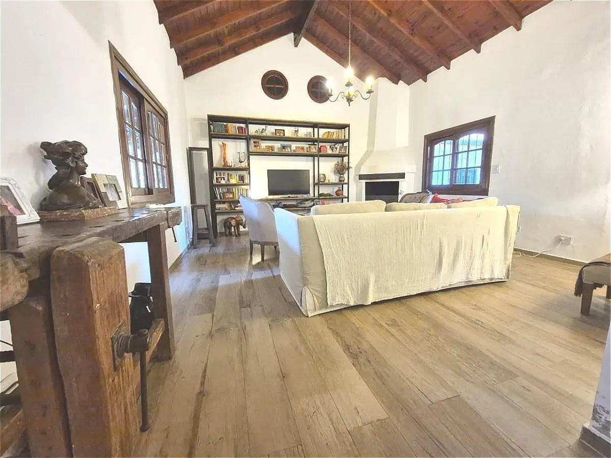 Casa En Venta 4 dormitorios  pileta jardin cocheras  en San Fermin 2.100 Del Viso Pilar, El Rocio 8