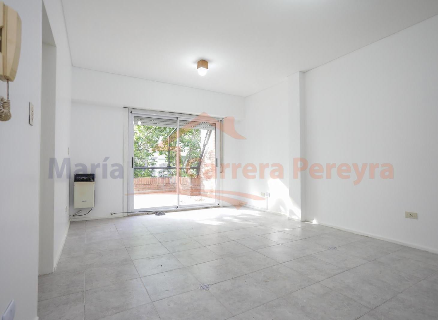Foto de Alquiler 2 ambientes con terraza Super luminoso con lavadero Oro y, imagen 2