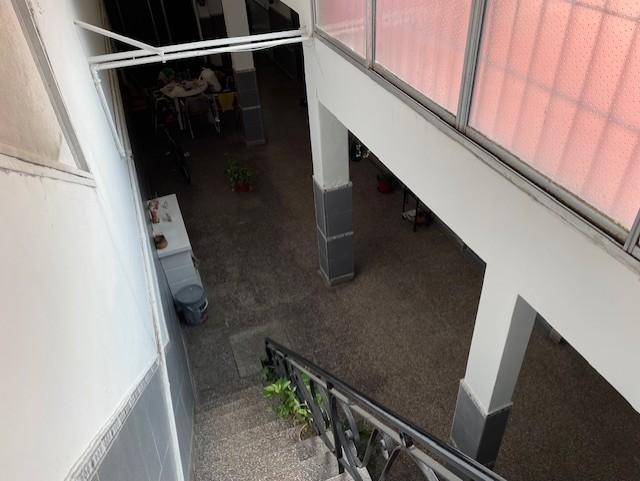 Casa en Terreno Propio, 4 Dorm., Quincho con Parrilla y Terraza. 5