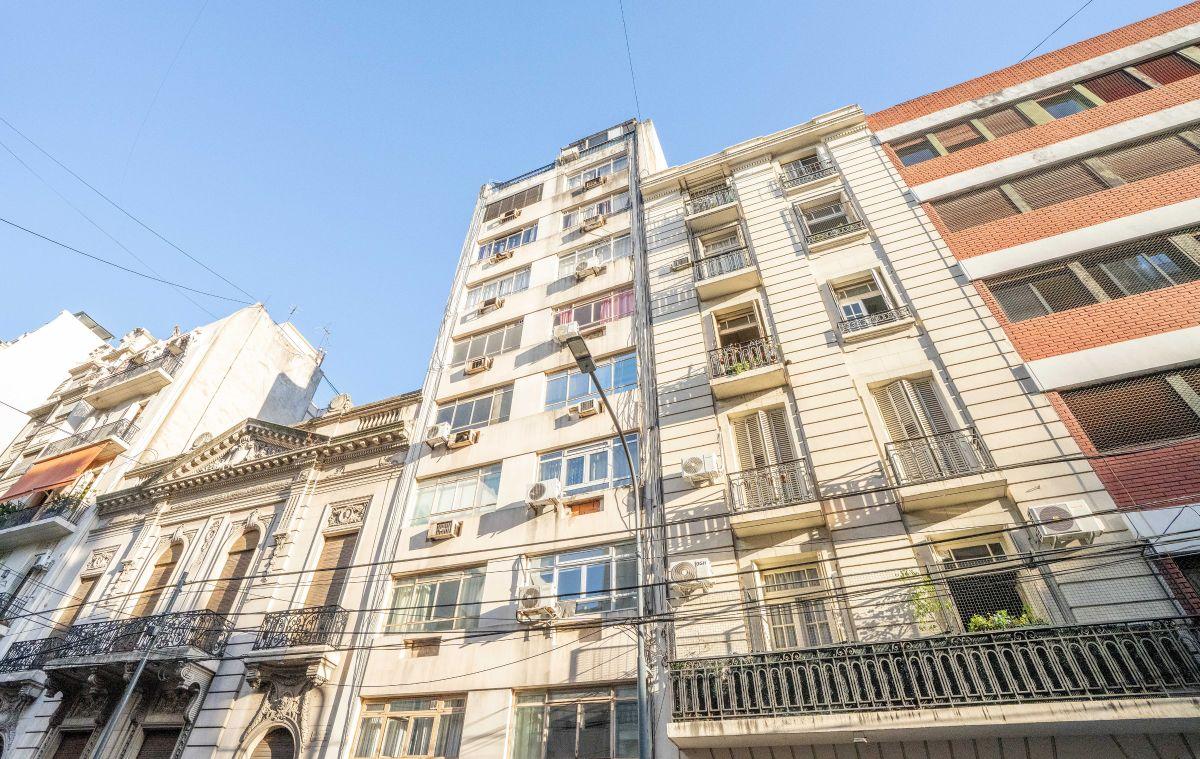 VIAMONTE Y AV. CALLAO - MONOAMBIENTE EN ALQUILER - EXCELENTE UBICACIÓN