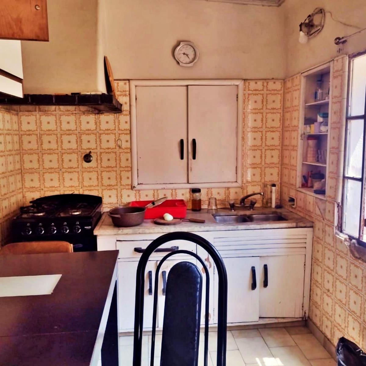 Venta - Casa a Reciclar - Moron 3