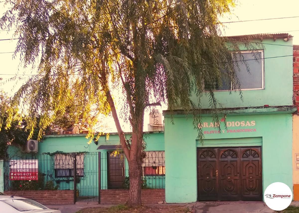 Local y Casa 3 Ambientes con Jardín - Moreno 4