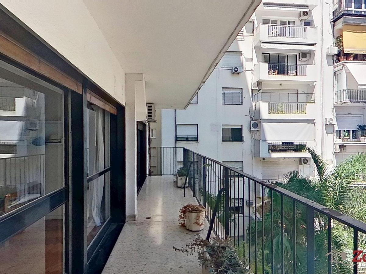Venta Palermo Chico Av del Libertador 2000 Depto 4 Dorm 2