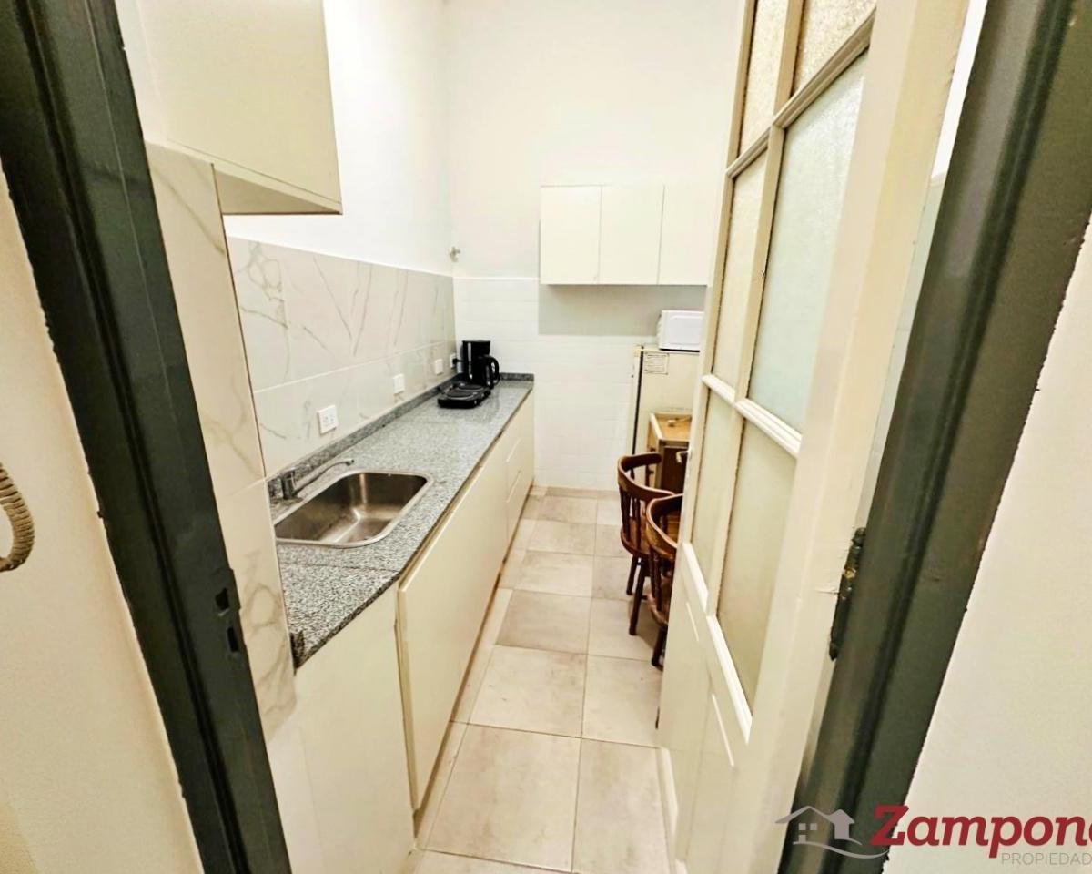Departamento / Oficina en San Nicolas 4