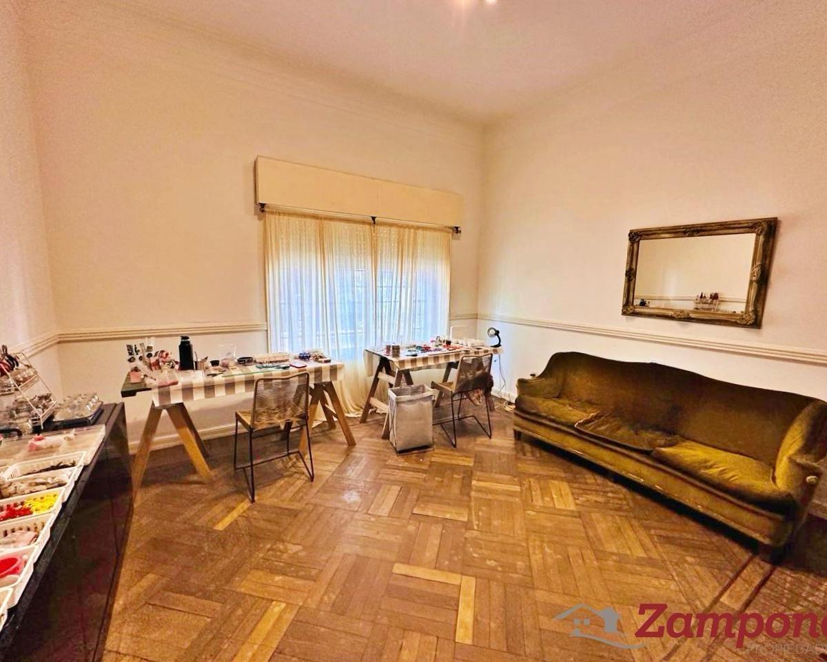 Casa en Parque Chacabuco con Terraza y Garage 5