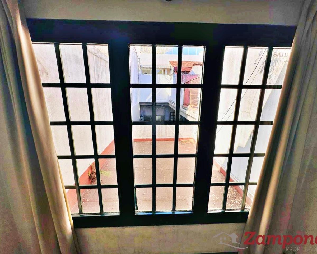 Casa en Parque Chacabuco con Terraza y Garage 5
