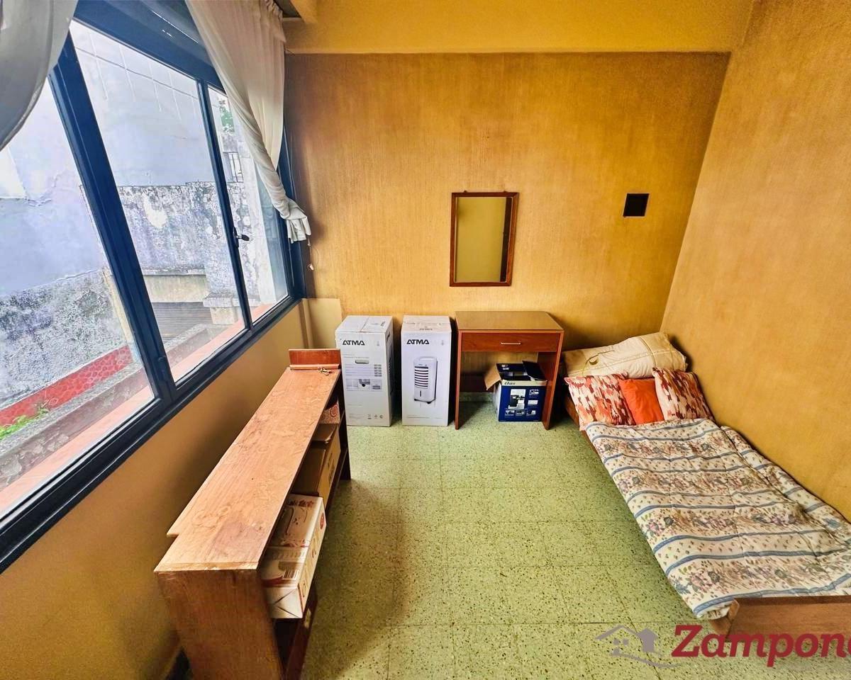Casa en Venta con Ubicación Privilegiada: Caballito 5