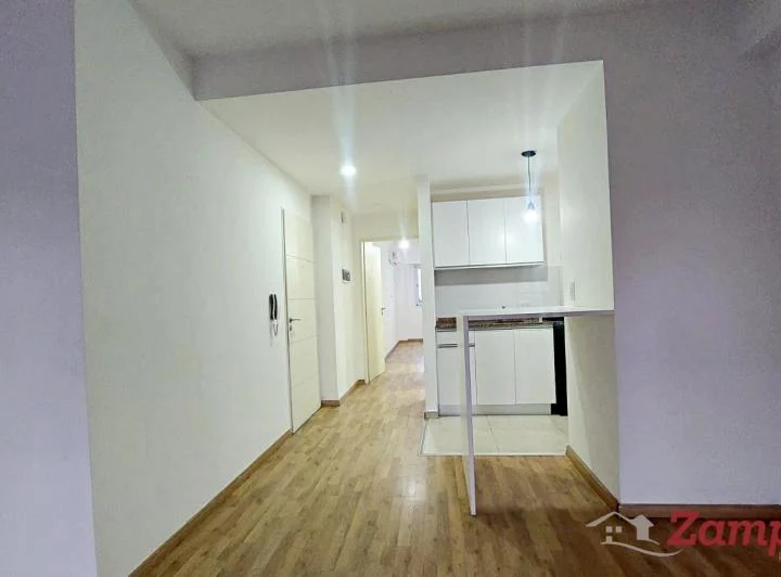 Departamento alquiler impecable balcón y dormitorio en suite en Caballito/Parque Centenario 4