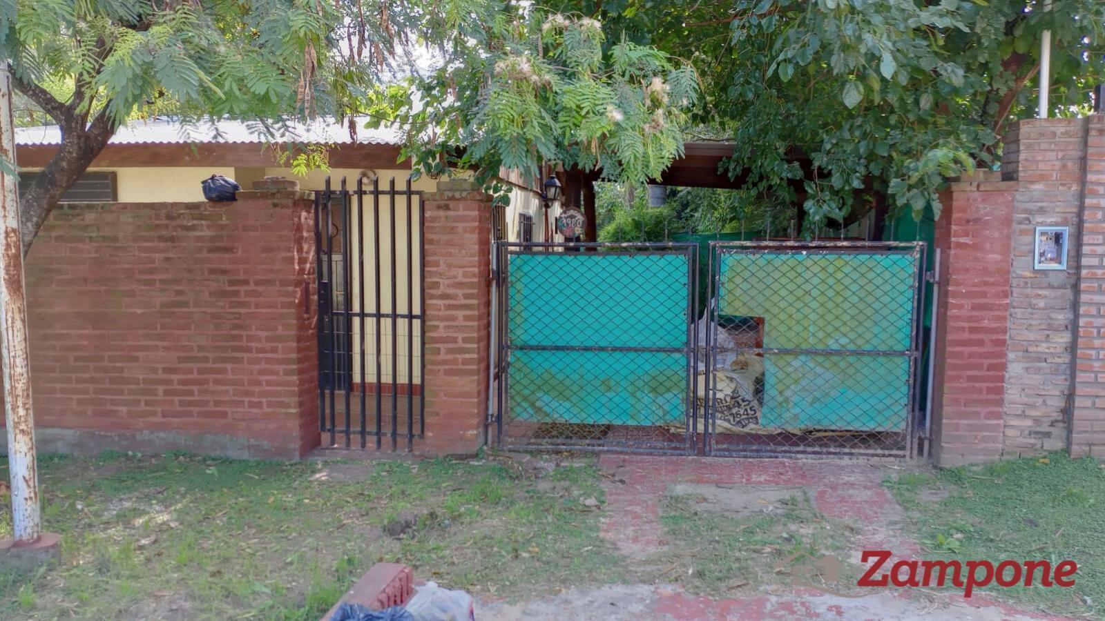 Venta casa en Tortuguitas 5 amb en 2 lotes