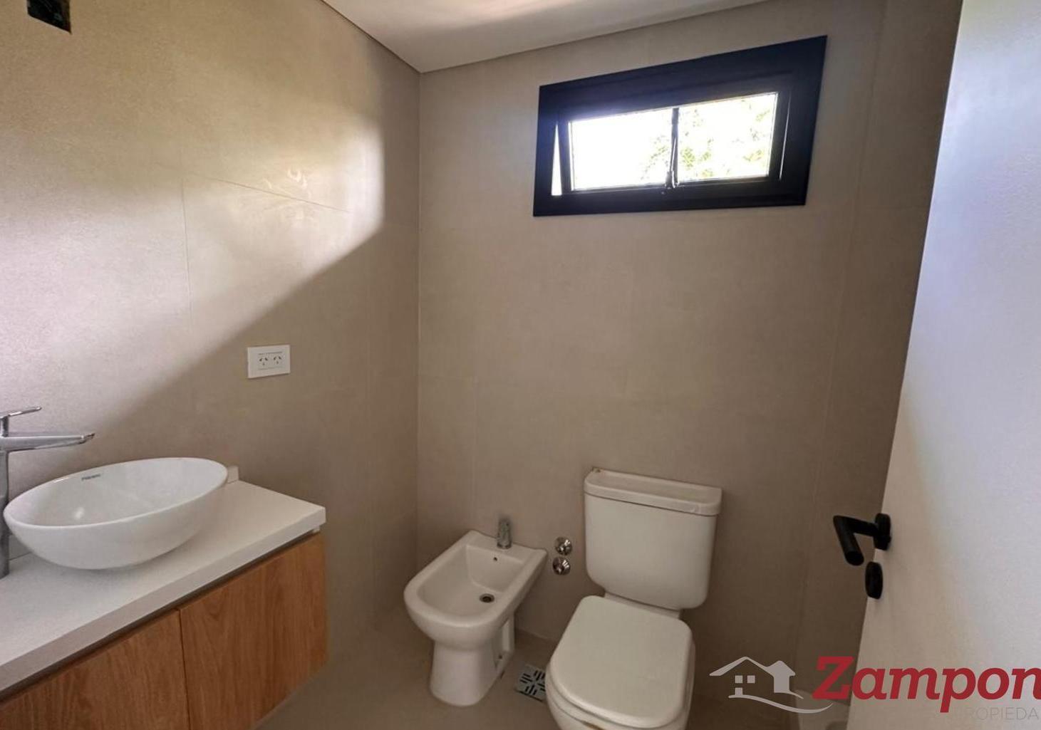 Foto de VENTA. Departamento. 1 habitación, 1 baño, Cocina integrada. Living, imagen 1