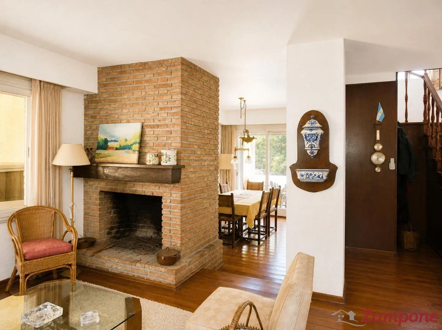 Casa en Venta en San Isidro de Libertador al rio, 4 dormitorios con jardin 2