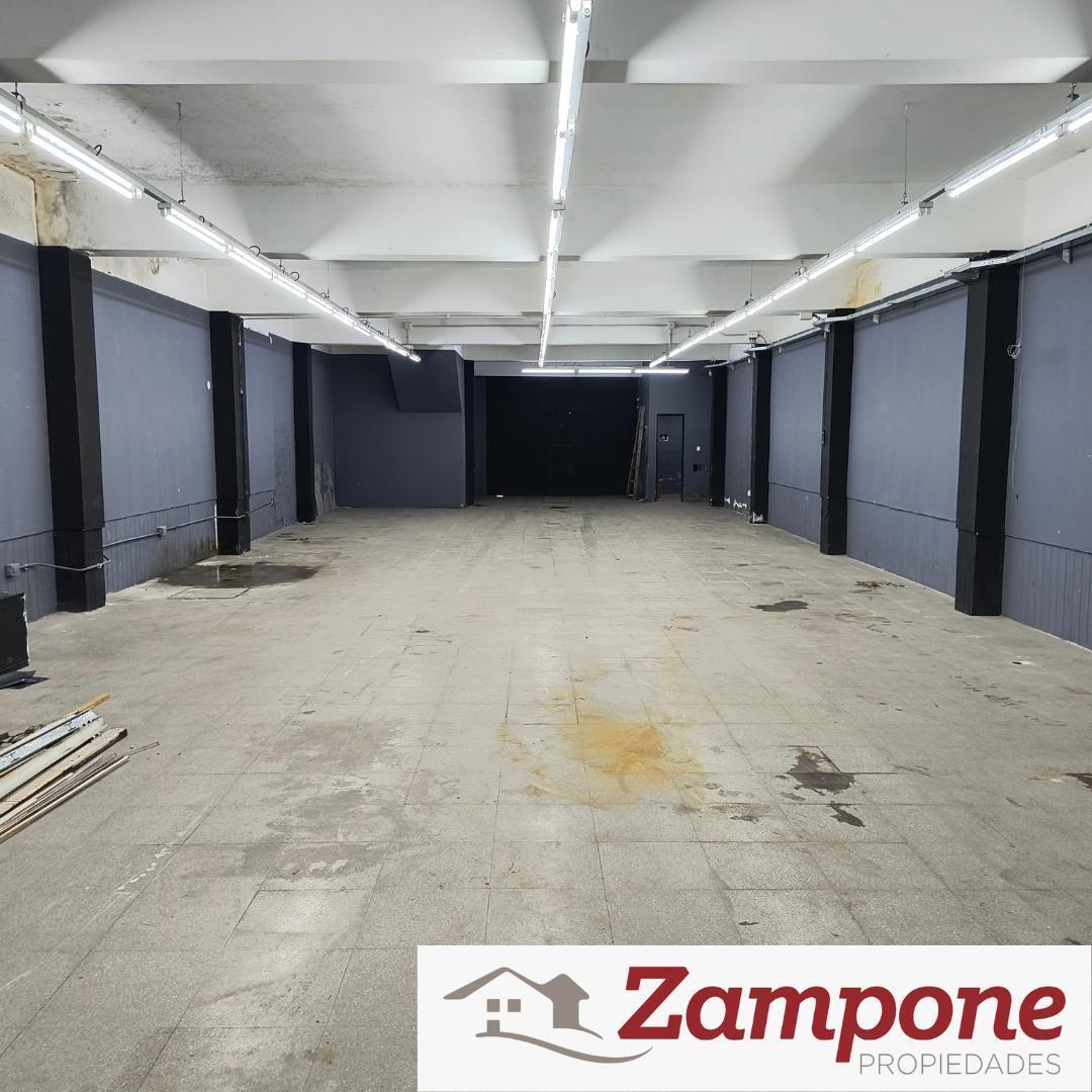 Foto de LOCAL COMERCIAL VARIOS RUBOS 237M2 CUBIERTOS IDEAL DEPOSITO, imagen 5
