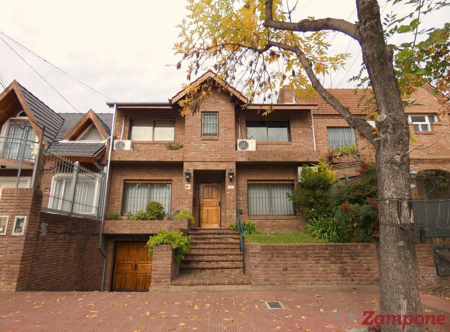 Venta casa San Isidro Las Lomas 5 ambientes jardin pileta