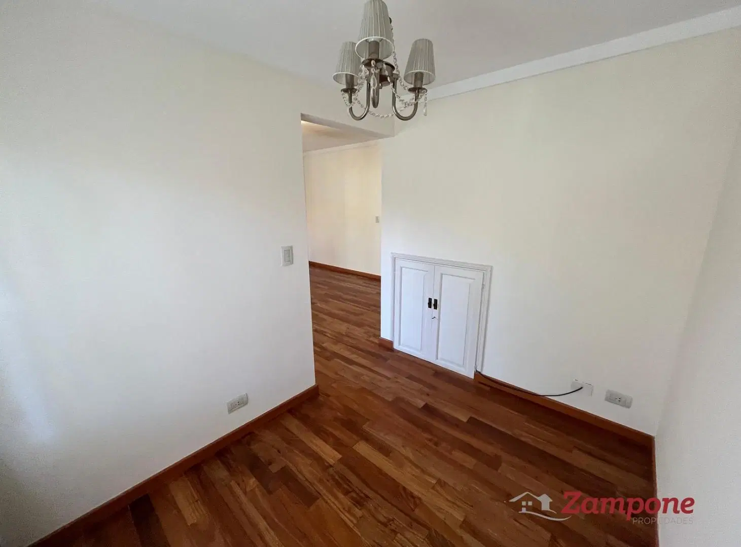 Casa en alquiler de 3 dormitorios con jardin, pileta y quincho 4