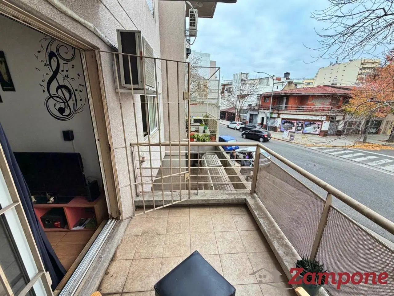 Departamento 2 ambientes con balcón 3