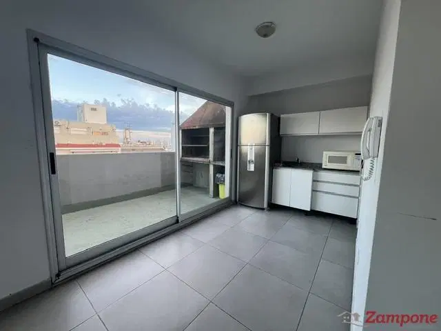 Departamento ALQUILER  Monoambiente en VILLA DEL PARQUE con PATIO 8