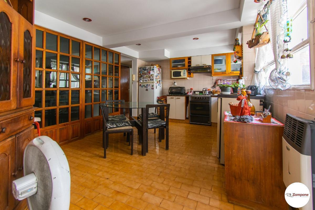 Foto de Venta departamento 3 ambientes con dependencia y cochera Boedo, imagen 5