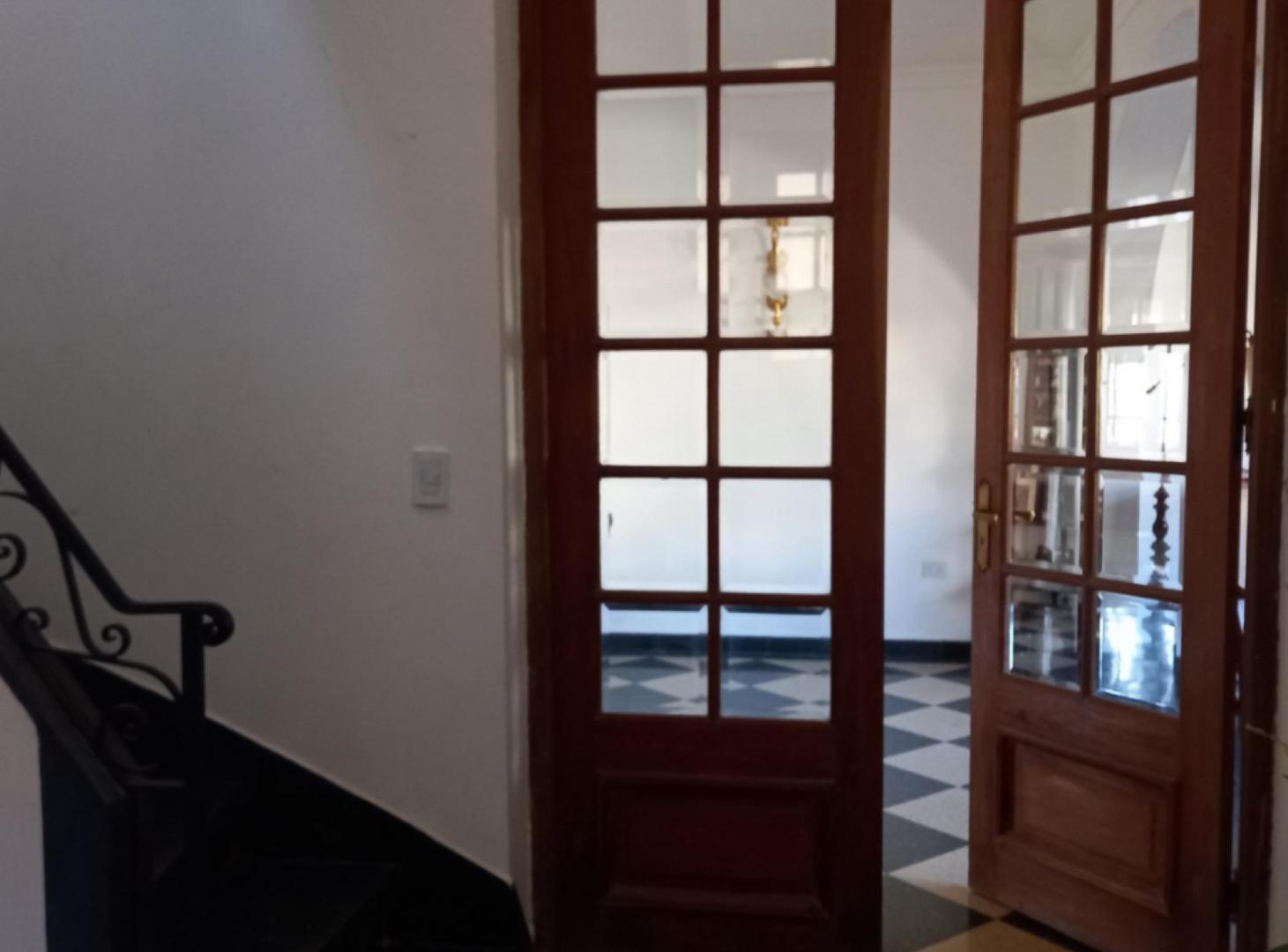 Foto de Casa 6 ambientes con jardin, recientemente remodelada en Vicente Lopez,, imagen 2