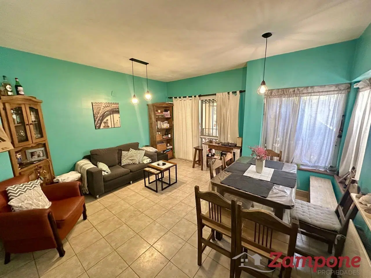 Venta de Duplex de 4 ambientes en condominio con cochera, patio y parrilla 4