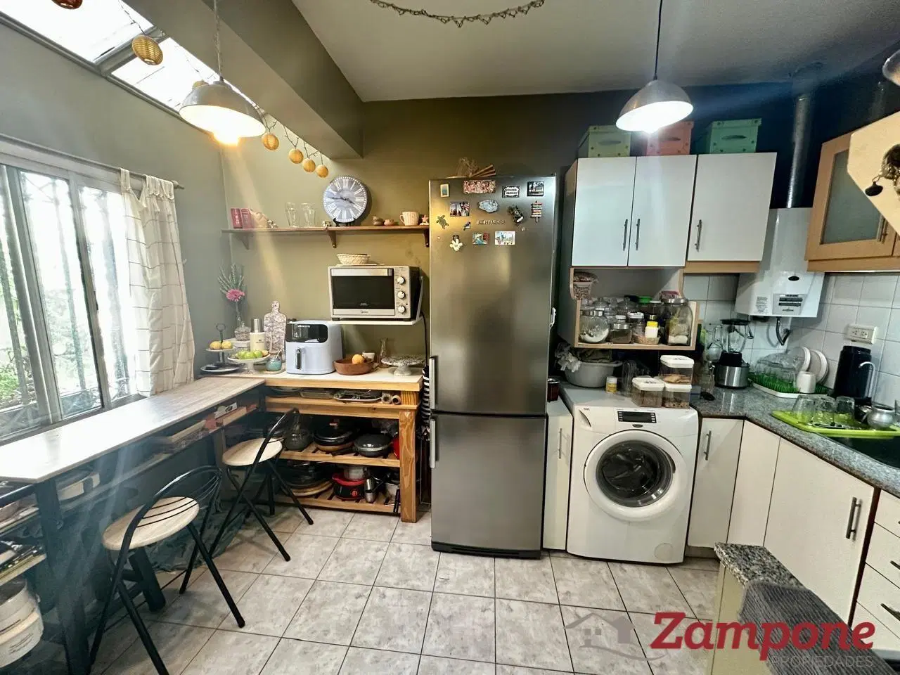 Venta de Duplex de 4 ambientes en condominio con cochera, patio y parrilla 8