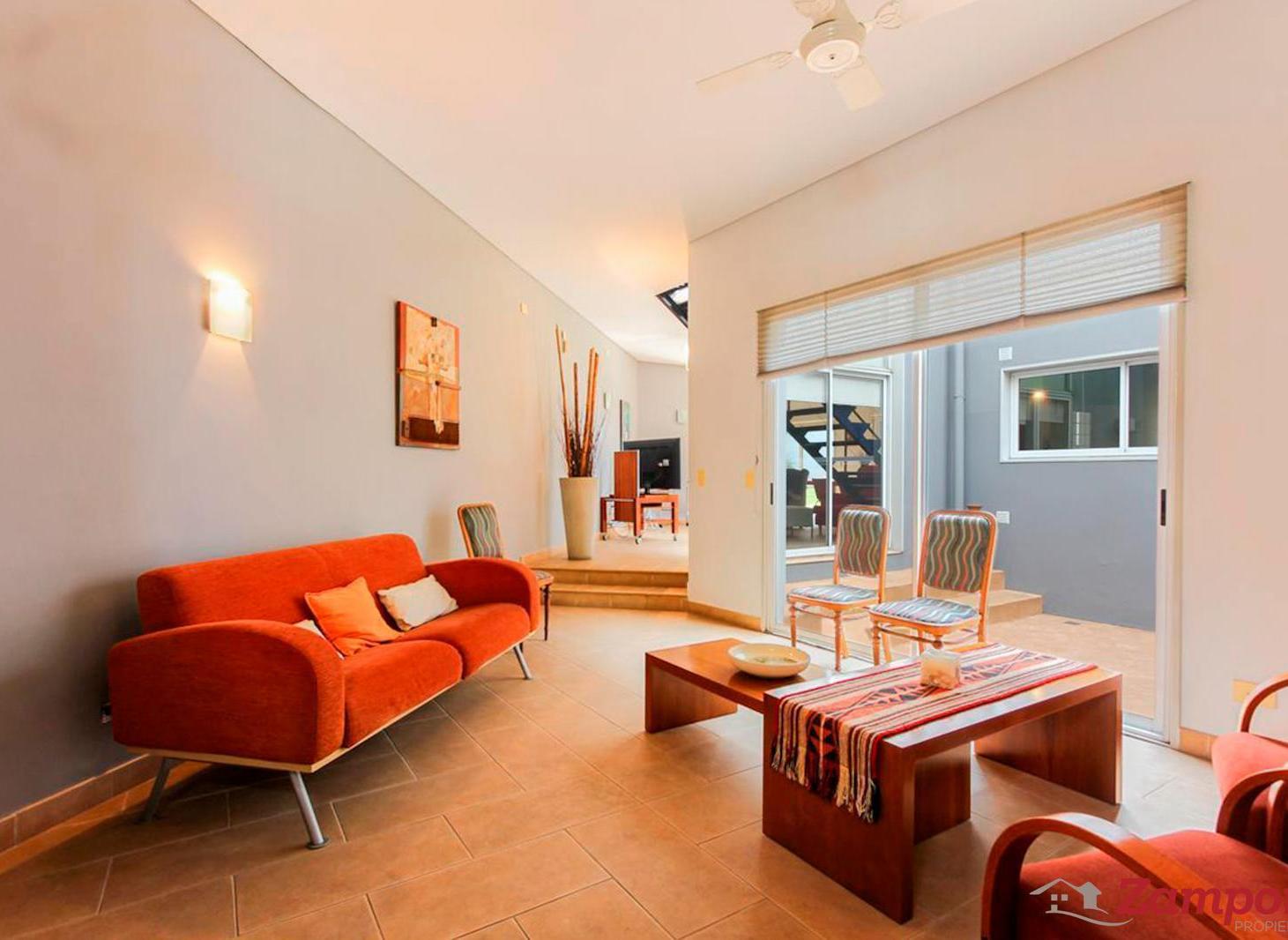 Foto de Casa en Boedo con Parque y Pileta, imagen 1