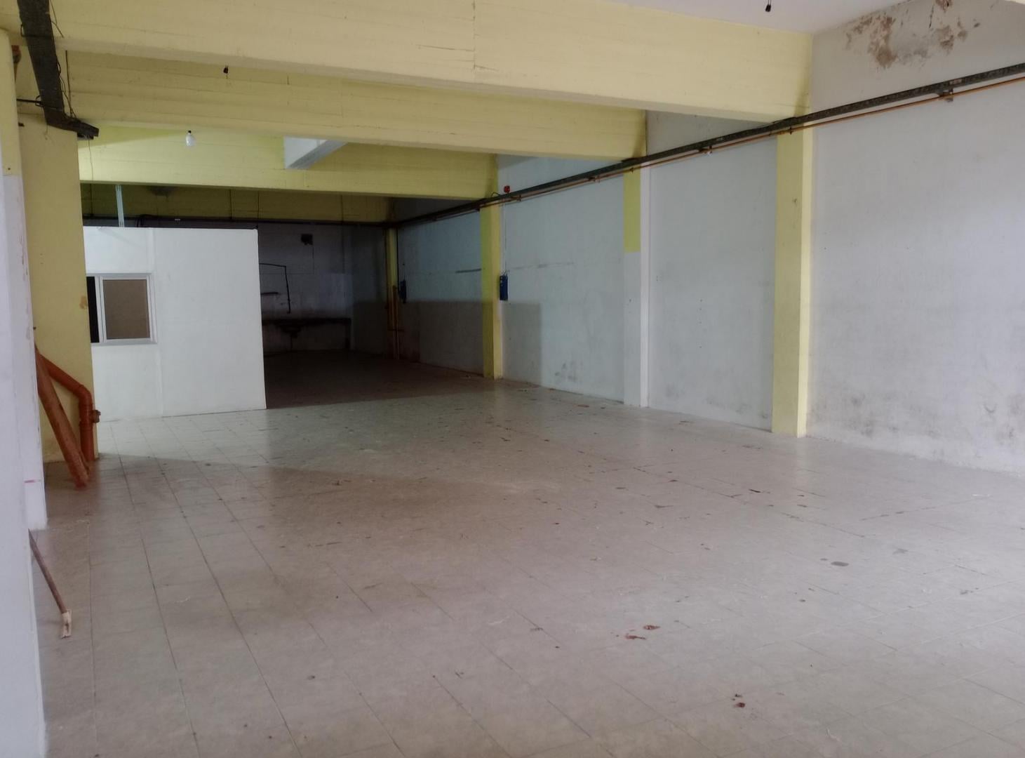 Foto de Depósito en Alquiler en Lomas del Mirador, imagen 3