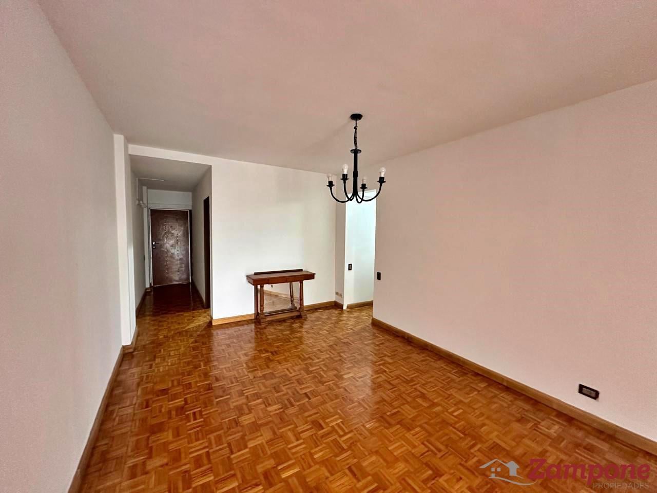 Foto de Departamento de 5 amb con cochera fija en Caballito, imagen 2